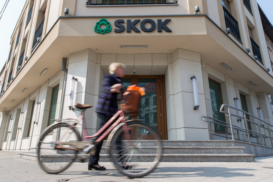 Zamknięty oddział SKOK w Wołominie pod Warszawą