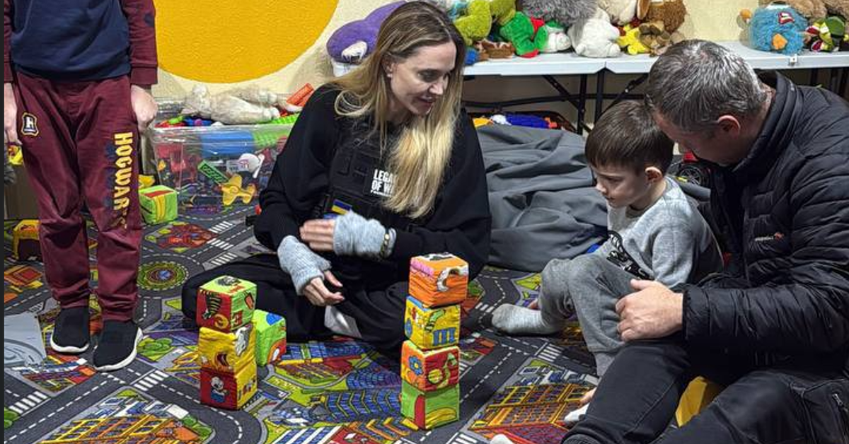 Angelina Jolie is negotiating with the Ukrainian WKU? An different  visit from the actress!