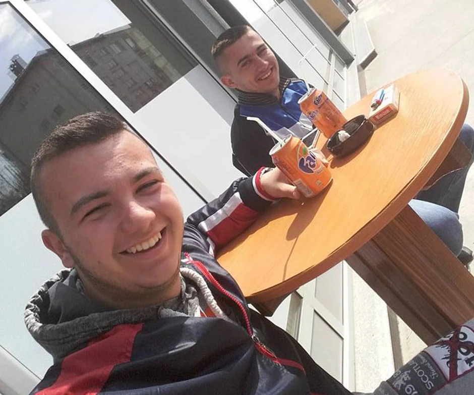 Ognjen Čerek sa prijateljom