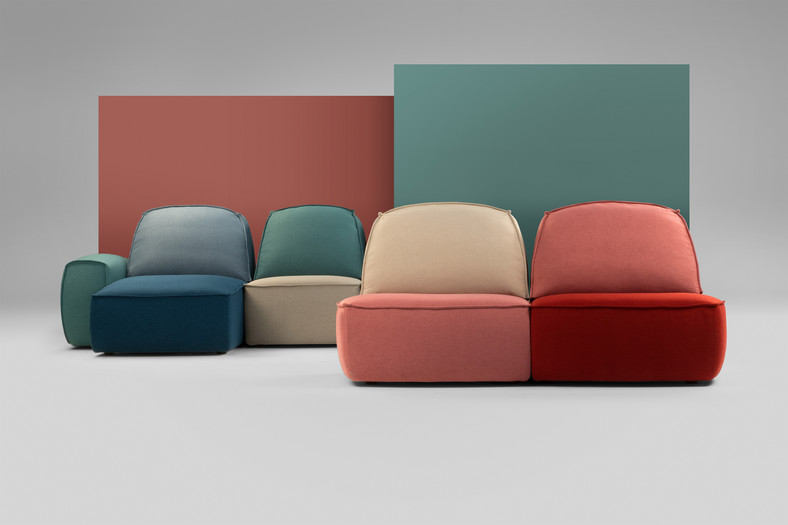 Modułowa sofa Lazy zaprojektowana przez Studio Pastina dla Calia Italia i nominowana do nagrody German Design Award 2020.