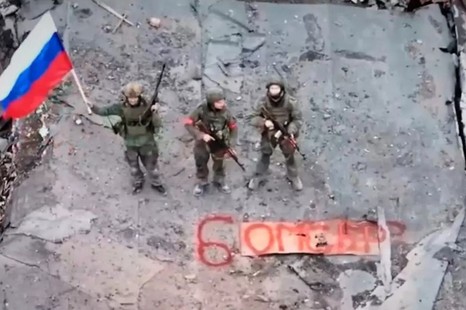 Miasto padło, w ukraińskiej armii lecą głowy. Fałszerstwa wyszły na jaw za późno