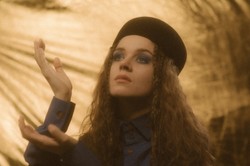 Kasia Lins: Żądza ożywienia pieśni, uczestnictwa w rytuale [WYWIAD]