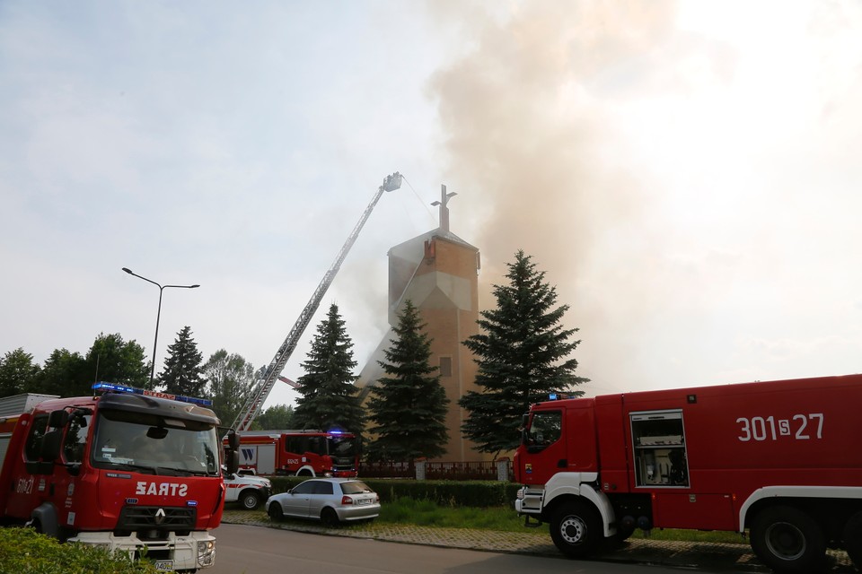 Akcja gaszenia pożaru kościoła pw. św. Floriana w Sosnowcu