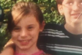 Svaki dan mahala lokalnom policajcu sa prozora, pa naprasno nestala: Odmah je znao da NEŠTO NIJE U REDU, a 20 godina kasnije priča je dobila NESTVARAN OBRT