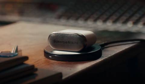 Test słuchawek Bowers & Wilkins PI7 - ten model podłączysz do każdego urządzenia