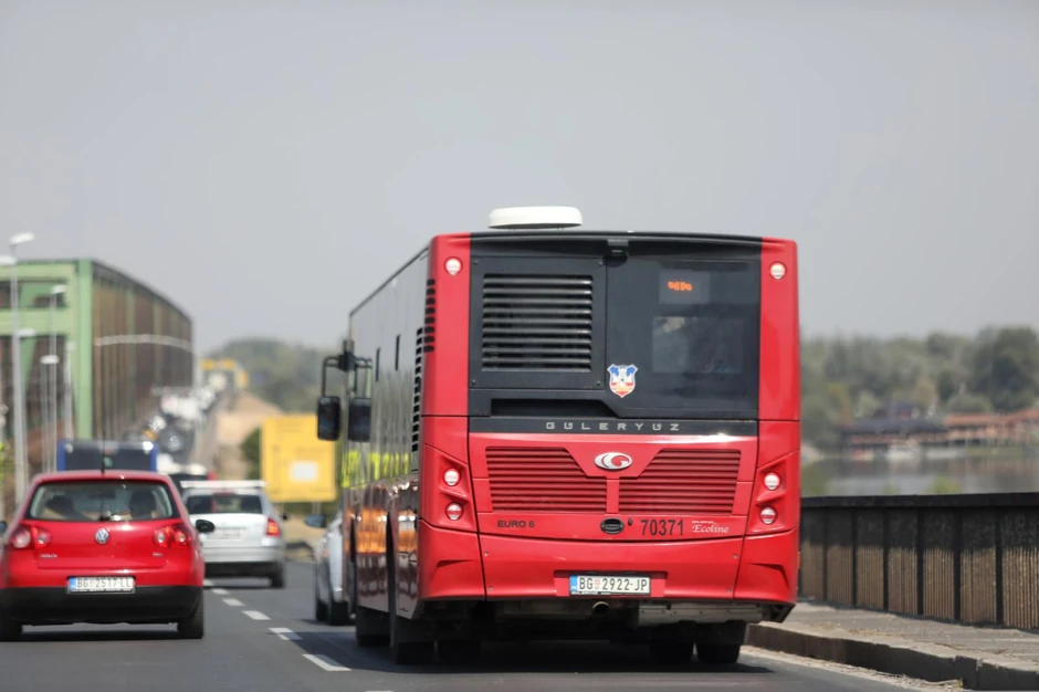 Autobusi