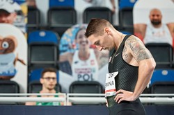 Halowy mistrz świata Jakub Krzewina zawieszony przez POLADA