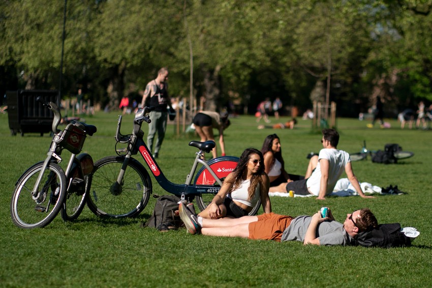 Sunčani vikend u Londonu