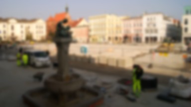 Stary Rynek w Bydgoszczy bez samochodów? Trwają konsultacje