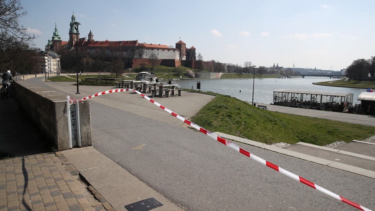 Koronawirus. Mandat za bieganie w wysokości 5 tys.? Sprawdziliśmy, czy to możliwe