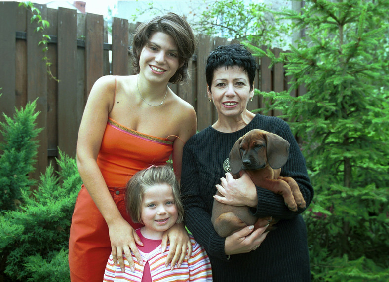 Ewa Bem z córkami - Pamelą i Gabrysią