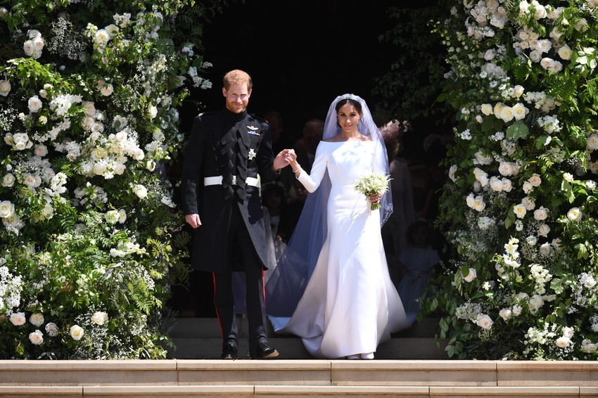 Hari i Megan ispred kapele nakon venčanja