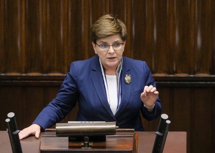 Premier Beata Szydło likwiduje Ministerstwo Skarbu