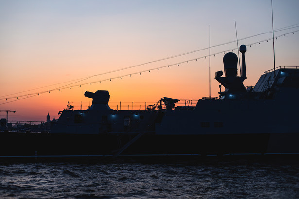Rosyjski okręt w bazie Floty Północnej