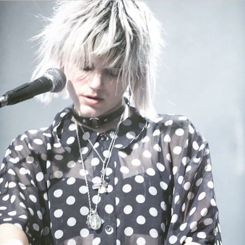 Soko jak damskie The Cure?