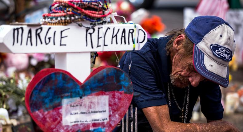 An El Paso Widower Mourns in Solitude, Amid a Throng of Kind Strangers