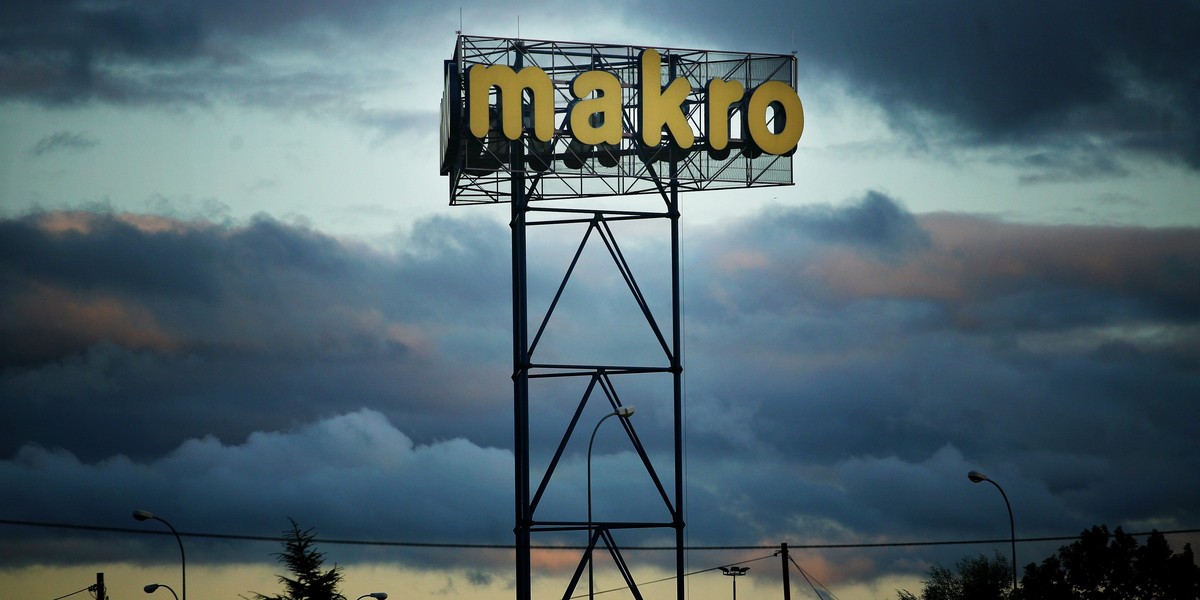 Makro