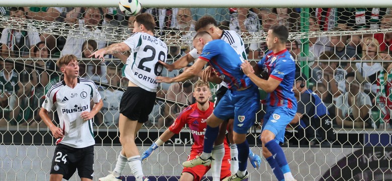 Ekstraklasa. Dwa auty wystarczyły na Legię. Piast wygrał przy Łazienkowskiej