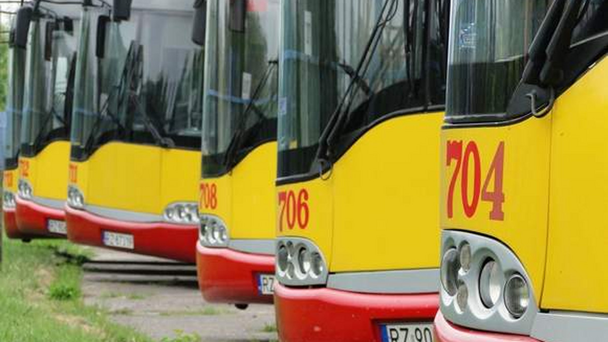 <a name="articleSummary"></a>Do połowy sierpnia MPK zbiera wśród mieszkańców Rzeszowa opinie o miejskich autobusach - informuje portal nowiny24.pl.
