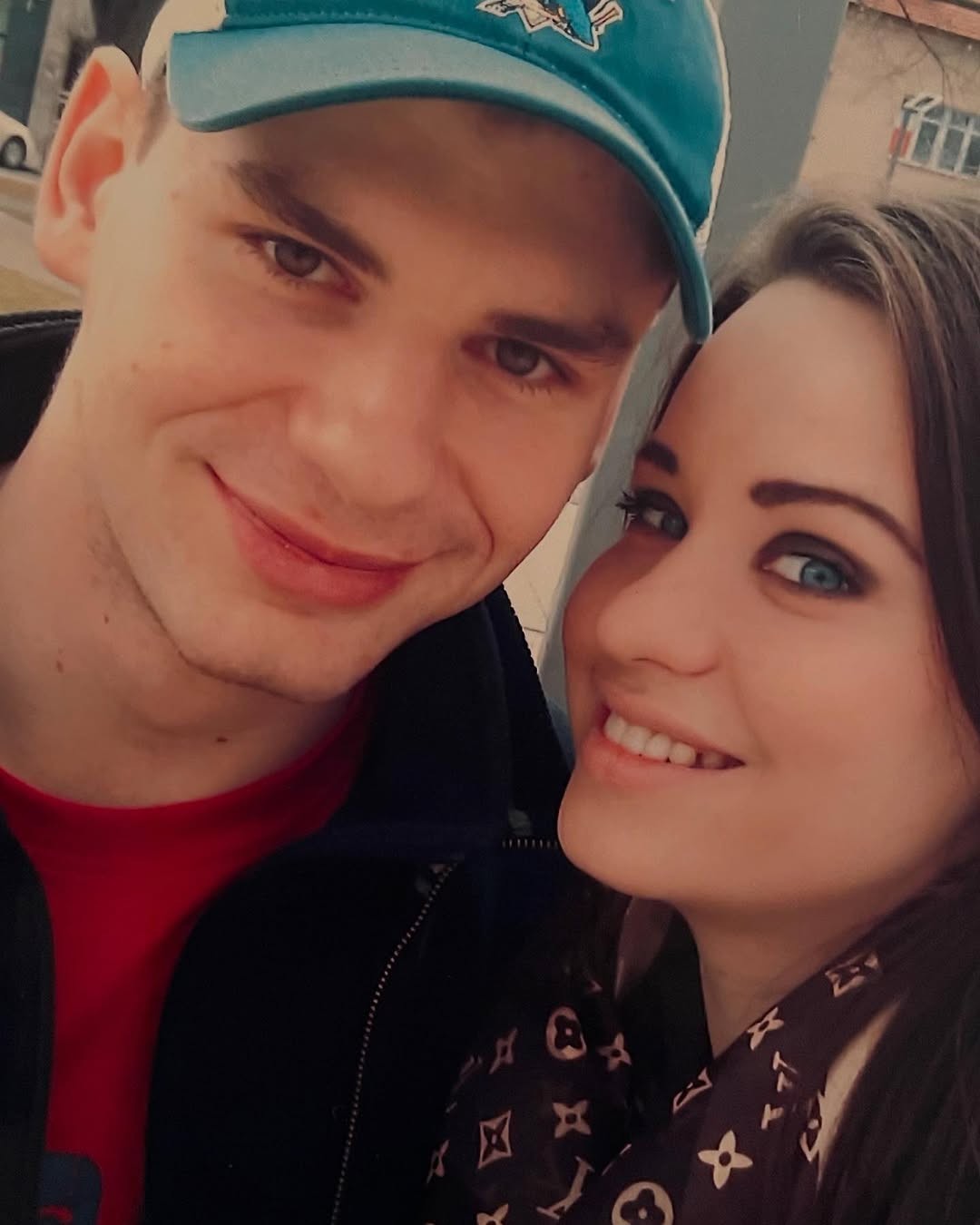 Hokejista Juraj Valach a jeho zosnulá manželka Simona. 
