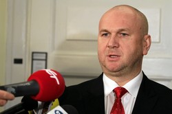 Szef CBA dostaje wzmocnioną ochronę. To wynik publikacji akt afery podsłuchowej