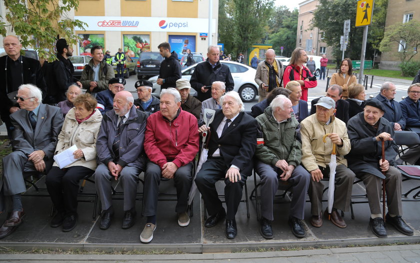 Odsłonili tablicę generała „Motyla"