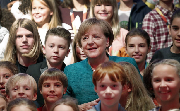 "Kiedy wyleciał pani pierwszy ząb?" Merkel odpowiadała na pytania dzieci