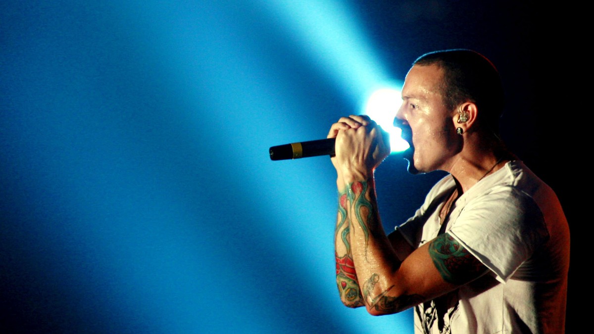 Visszatér a Linkin Park, megtalálták az új énekest: ez a nő az