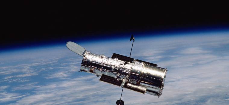Kosmiczny Teleskop Hubble śledzi szybkie rozbłyski radiowe z odległych galaktyk