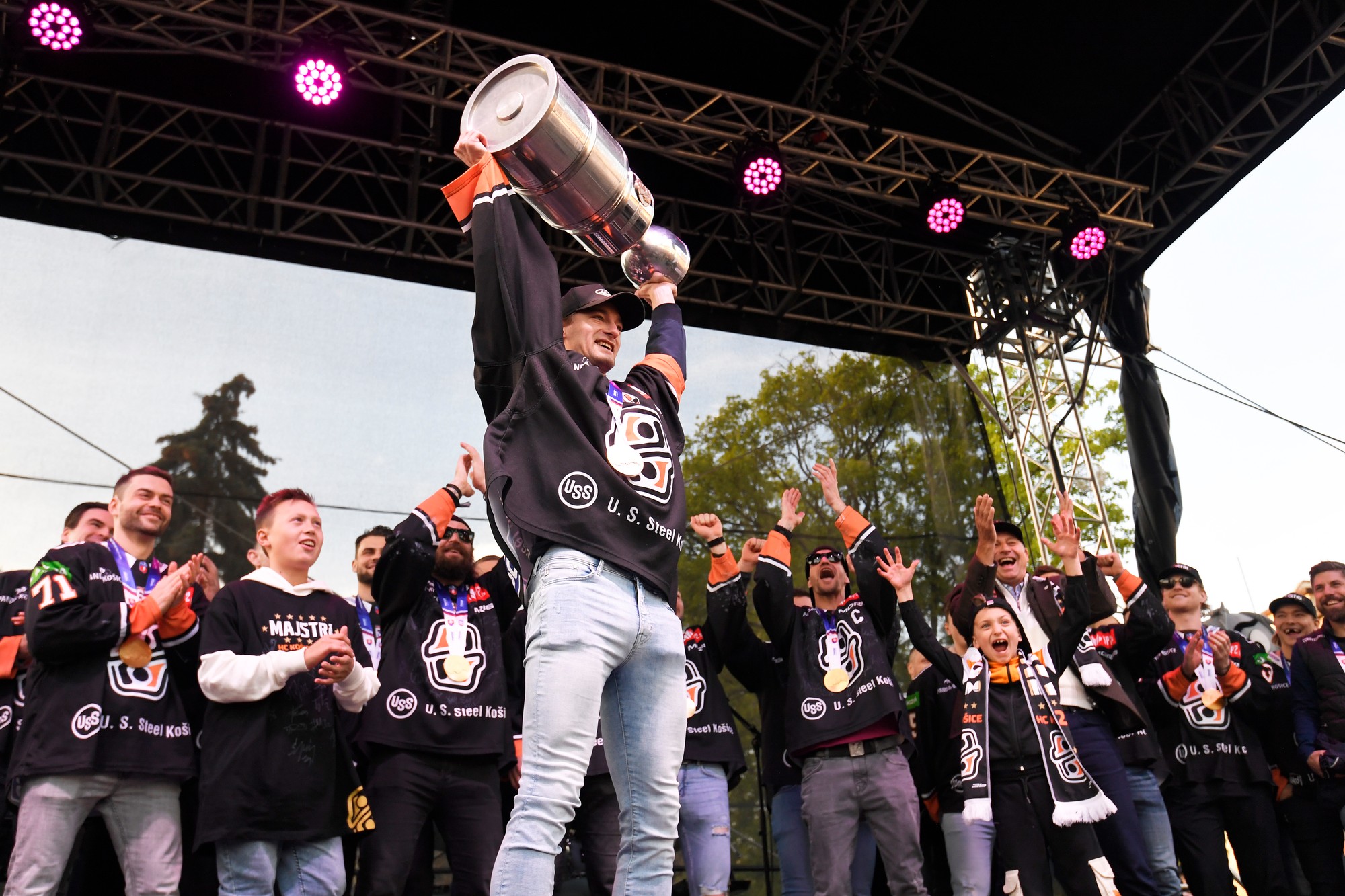 Oslavy majstrovského titulu hokejistov HC Košice pri Dolnej bráne v Košiciach.