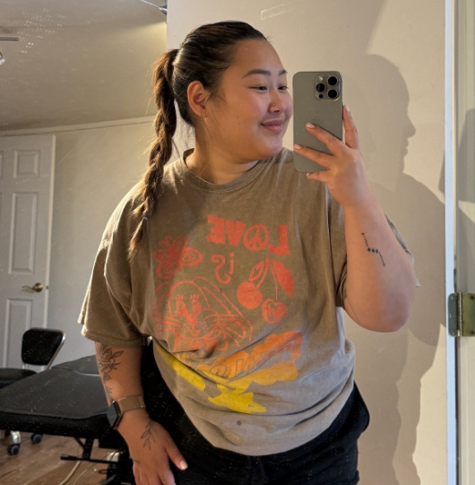 Jasmine zostala v šou z objavu.