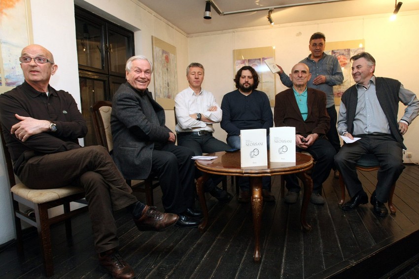 Aforizme su, pored autora, čitali i poznati aforističari zastupljeni u knjizi