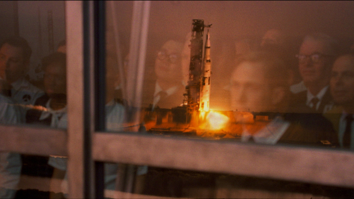 Film "First Man" amerykańskiego reżysera Damiena Chazelle'a zainauguruje 29 sierpnia 75. Międzynarodowy Festiwal Filmowy w Wenecji. Film opowiada o amerykańskim atronaucie Neilu Armstrongu, który 20 lipca 1969 r. jako pierwszy człowiek postawił stopę na Księżycu.