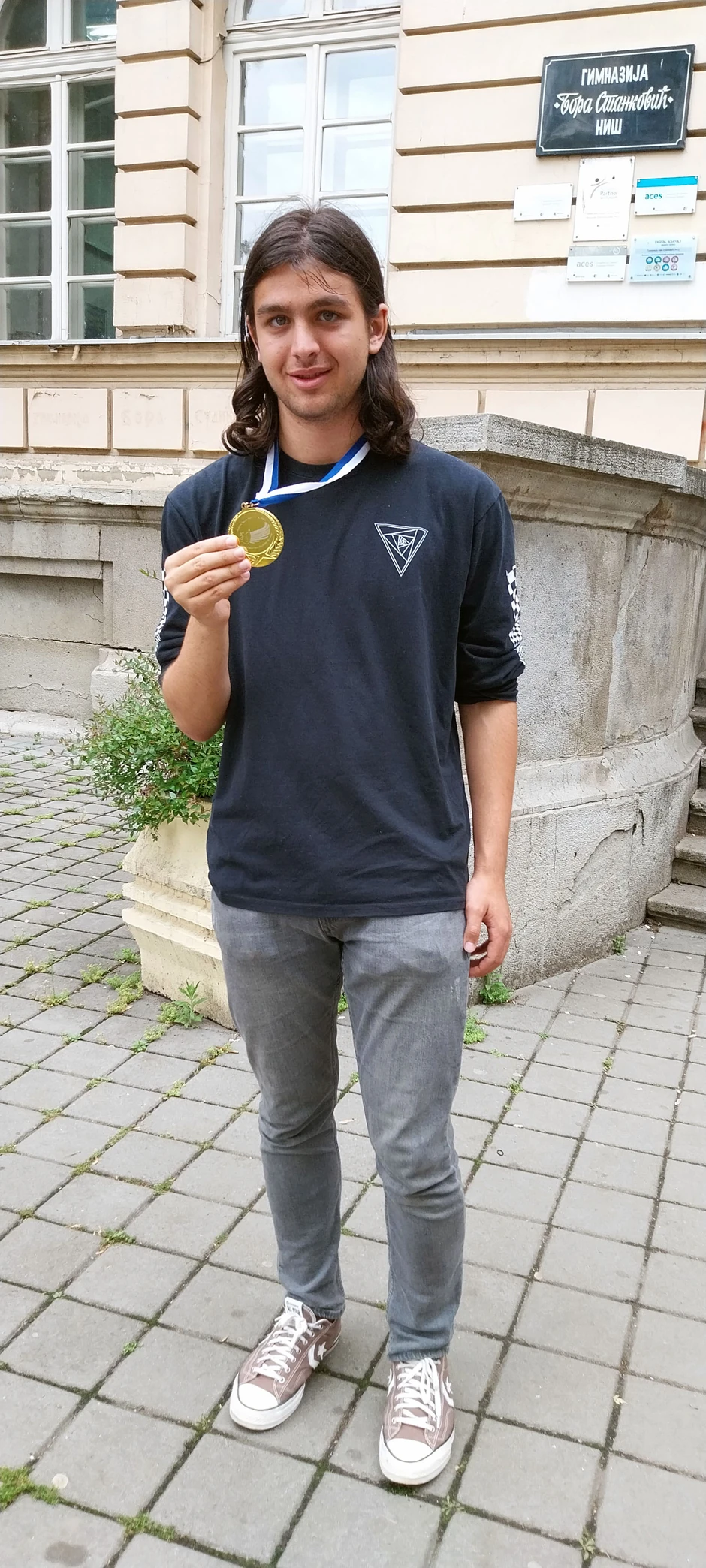 Dimitrije filozofiju zavoleo kraj majke koja je profesor filozofije