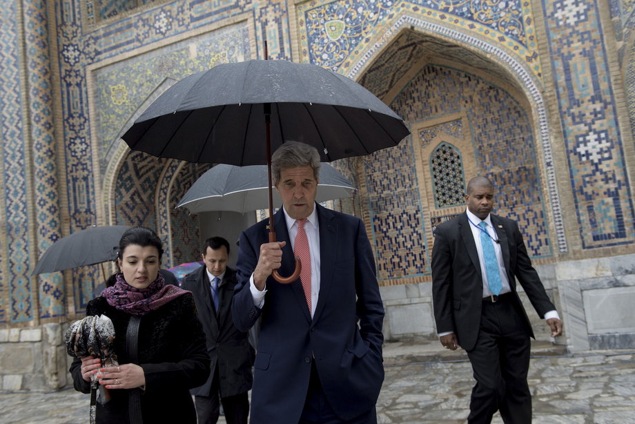 UZBEKISTAN: Kerry tours the Registan cultural site in Samarkand, November 1, 2015.