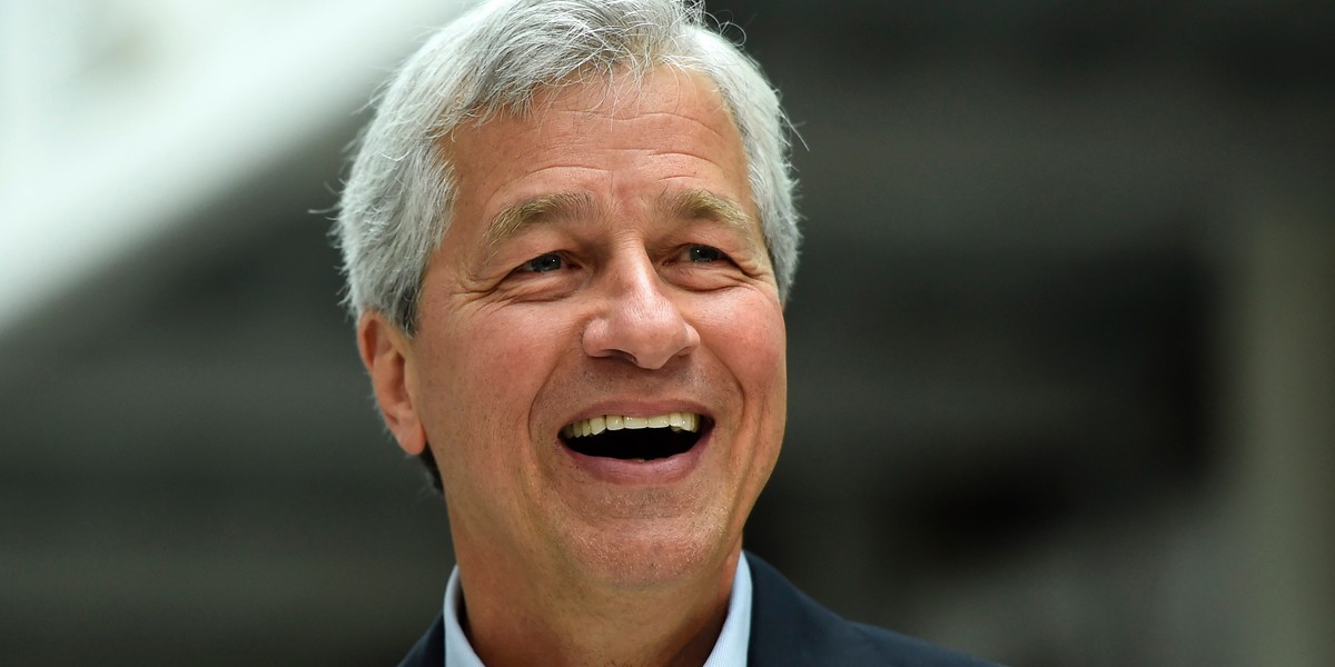 JPMorgan hikes Jamie Dimon's pay to $28 million