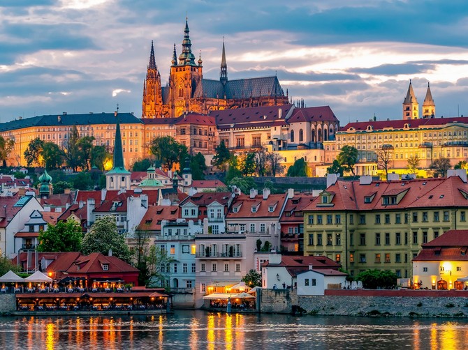 Prag, zlatni grad, idealan je za solo putnike i s razlogom bajkovit