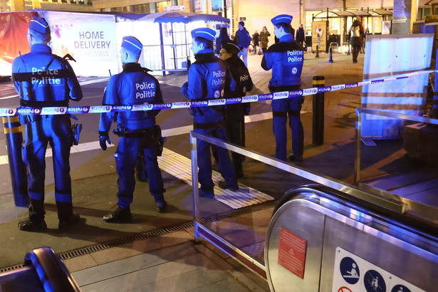 Atak nożownika w metrze w Brukseli