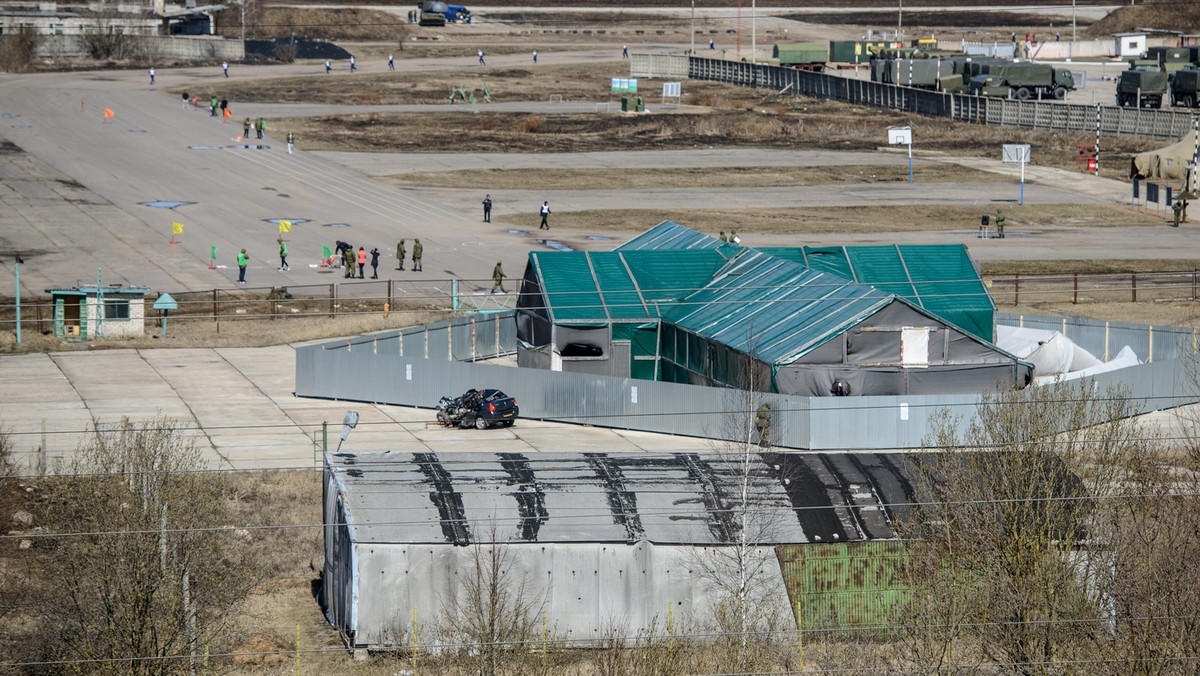 Po zakończeniu badań, na żądanie Polski, wrak TU 154M powinien być wydany w całości, "bez zbędnej zwłoki i w rozsądnym terminie" - to jedna z konkluzji opinii Biura Analiz Sejmowych, do której dotarła PAP. Opinia zostanie przekazana do MSZ i Prokuratora Generalnego.