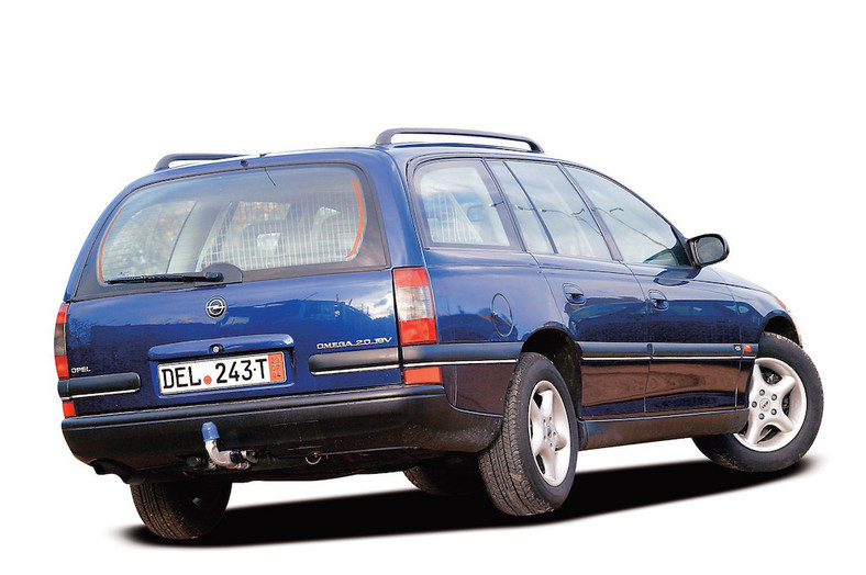 Opel Omega II Caravan 2.0 16V