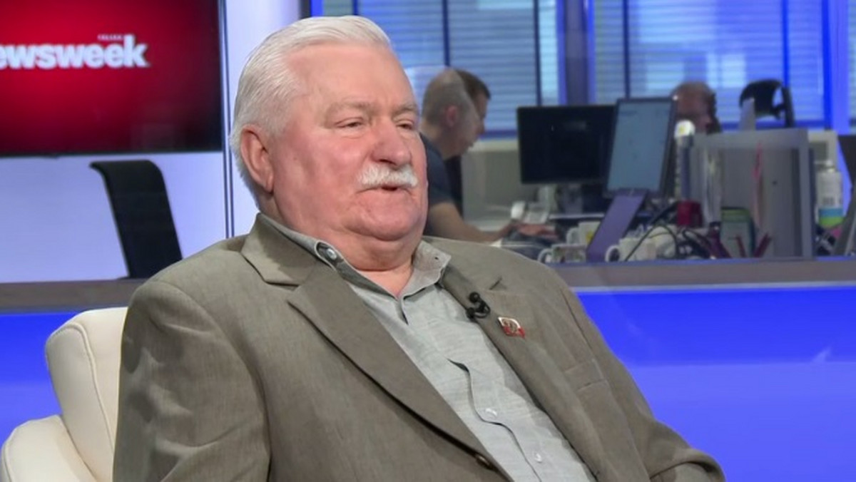 Lech Wałęsa i Władysław Frasyniuk wezmą udział w pokojowym proteście Obywateli RP na Krakowskim Przedmieściu podczas najbliższej miesięcznicy smoleńskiej 10 lipca. Jak zapowiadają działacze tego ugrupowania, po raz kolejny z białymi różami w rękach staną na trasie marszu organizowanego przez PiS.