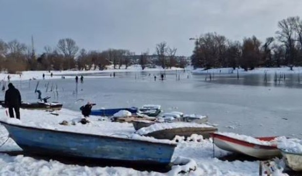 Igranje na tankom ledu