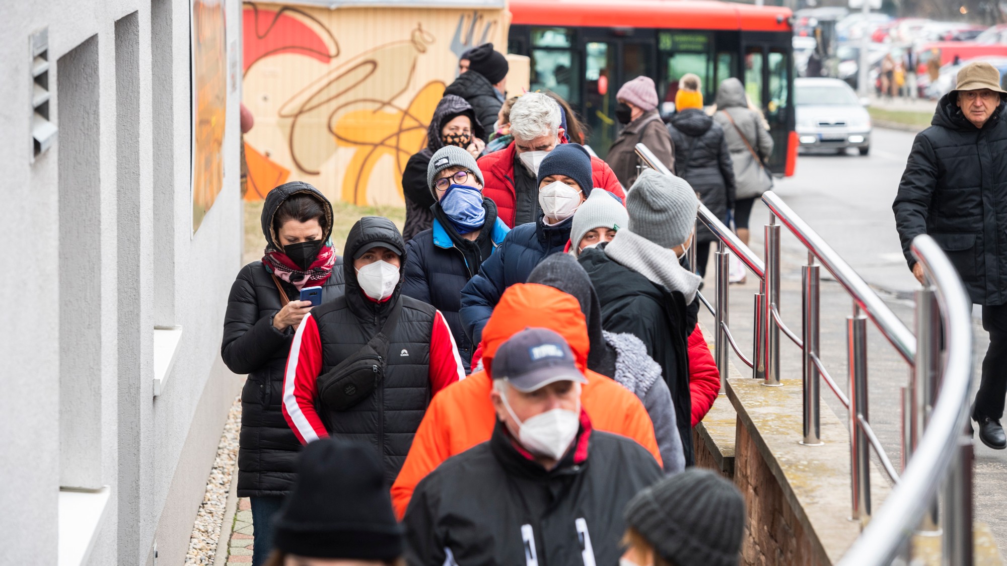 Polícia zastavila trestné stíhanie v prípade manažovania pandémie.