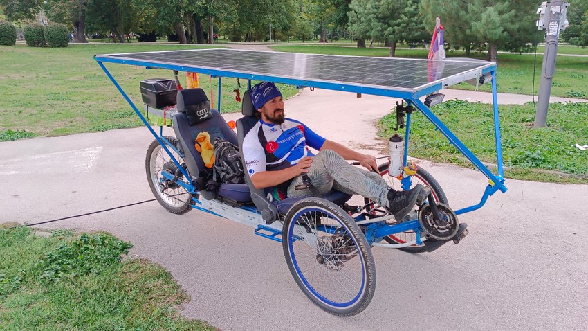 Dalibor Stanković iz Grabovnice i njegov solarni tricikla dvosed