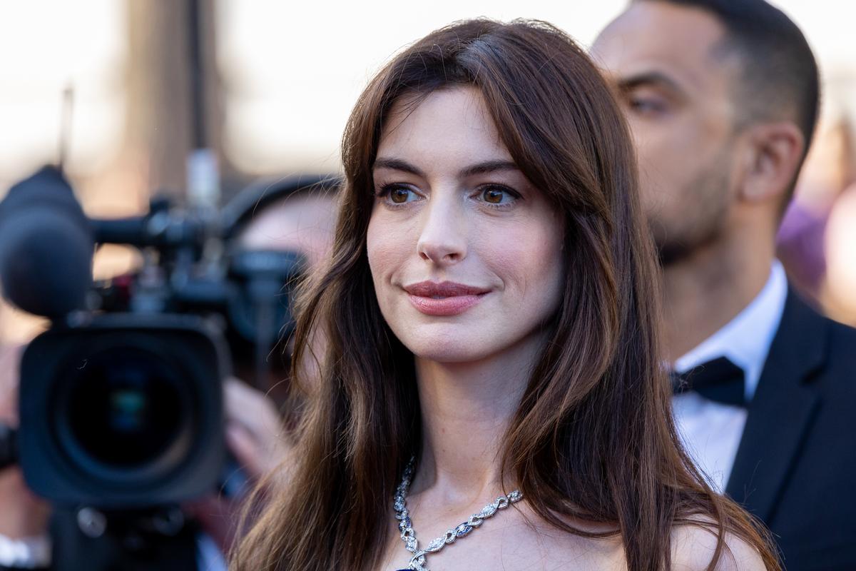 Anne Hathaway igazi hercegnőként jelent meg a cannes-i filmfesztiválon