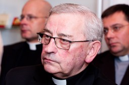 Pieronek: Cała ta legenda o zamachu, o morderstwie smoleńskim jest po prostu śmieszna