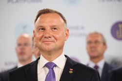 Radość prezydenta Andrzeja Dudy po meczu Polaków