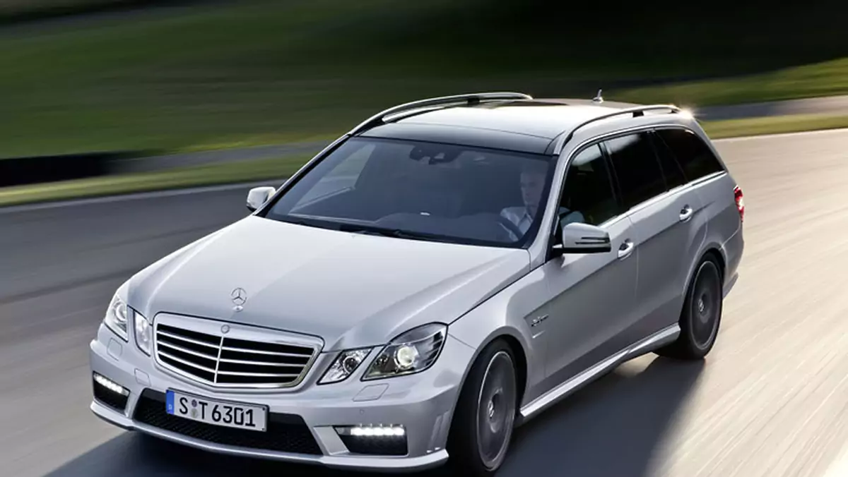 Mercedes E 63 AMG - kombi na torze