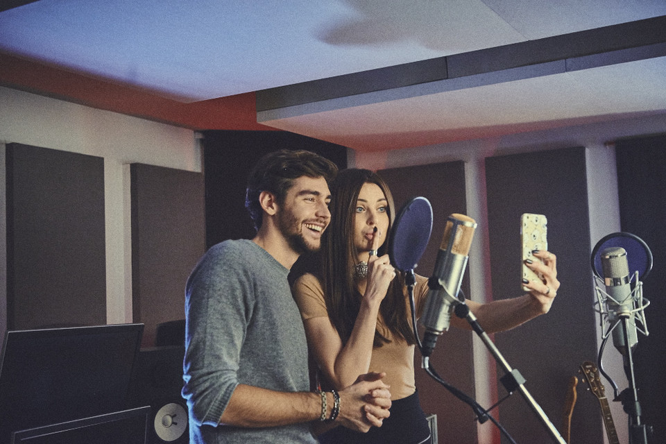 Monika Lewczuk i Alvaro Soler