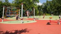 Nowy plac zabaw w parku Wodziczki
